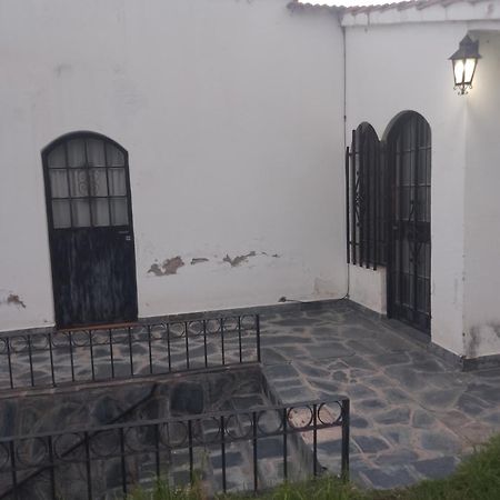 Hostel Alto Alberdi Córdoba Zewnętrze zdjęcie